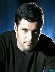 Carlos Bernard