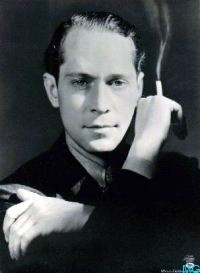 Franchot Tone