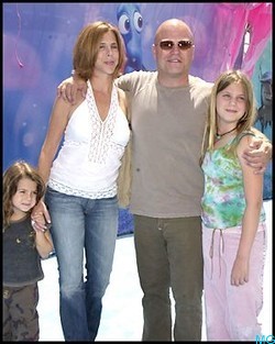 Michael Chiklis