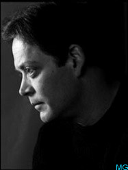 Raul Julia