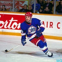 Tie Domi