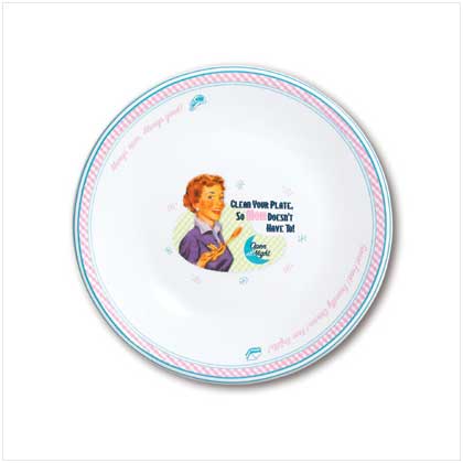 MOM'S KITCHEN SALAD PLATES