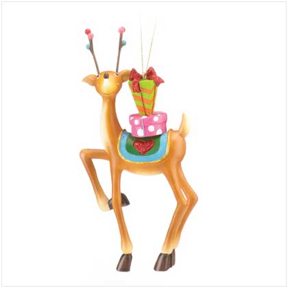 REINDEER WITH GIFT ORNAMENT