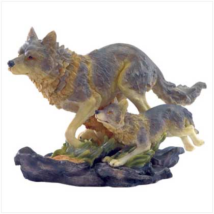 WOLF AND CUB FIGURE