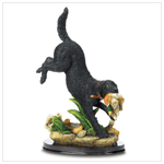 HUNTING DOG FIGURINE