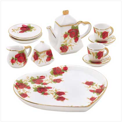 MINIATURE ROSEBUD TEA SET