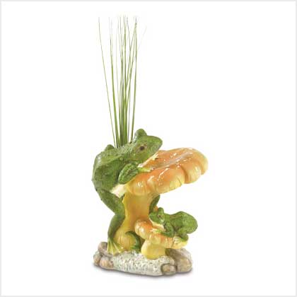 MUSHROOM SCENE FROG FIGURINE