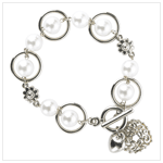 PEARL BRACELET W/HEART CHARM