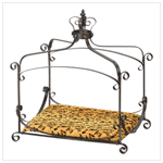 ROYAL SPLENDOR PET BED