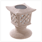 SOLAR PAGODA LIGHT