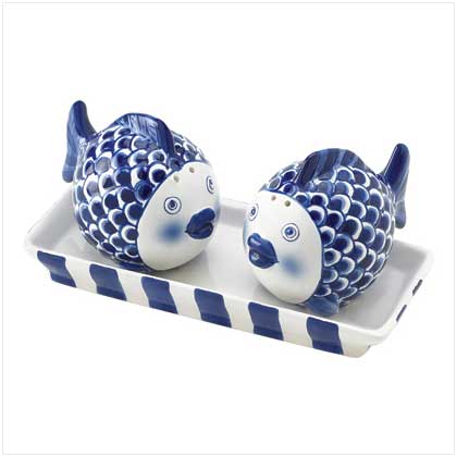 KISSING FISH S&P SET