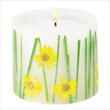 DARLING DAISIES CANDLE